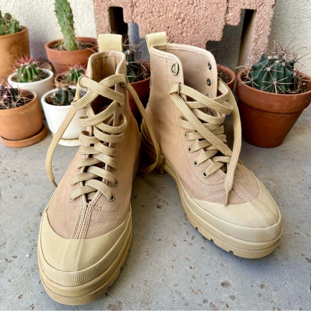 Everlane Canvas Utility Boot